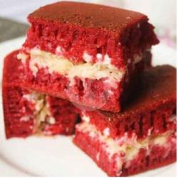 Martabak Red Velvet Keju Susu (bangka)