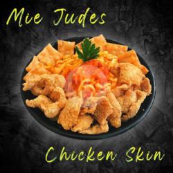 Mie Judes   Chicken Skin   Pangsit Goreng