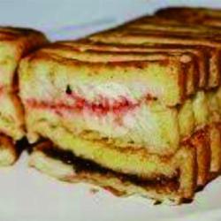 Roti Casino Strawberry Susu