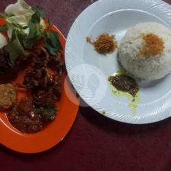 Nasi Rempelo Ati   Usus   Tempe