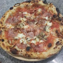 Prosciutto E Funghi