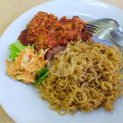 Indomie Chicken Katsu Geprek