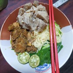 Mie Ayam Bakso Urat