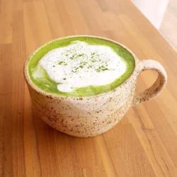 Matcha Latte Panas