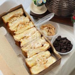 Roti Bakar Puff Pastry Tiramisu