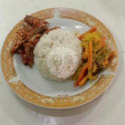 Nasi Campur Ikan Suir Acar