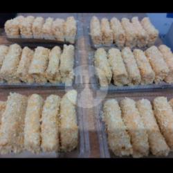 Risoles Frozen Isian Ayam Suwir Pedas