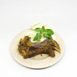 Kepala Ayam Kampung Goreng