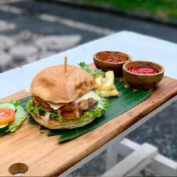 Crispy Tempe Burger With Cheese