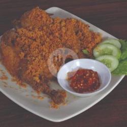 1 Ekor Ayam Negeri Goreng