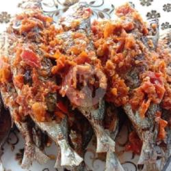 Ikan Katombo Goreng Tumis Lombok