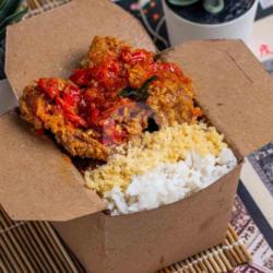 Paket Bento Kulit Crispy Sambal Daun Jeruk