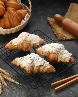 Croissant Butter Almond