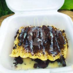 Pancong Kacang Keju Oreo