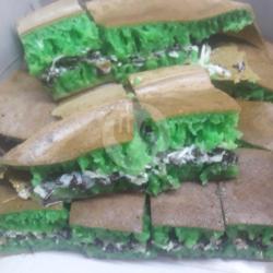 Pandan Cream Cheese Oreo