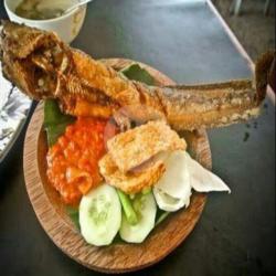 Penyetan Lele Goreng   Nasi (porsi Mantap)