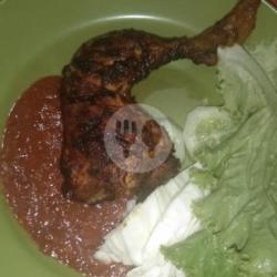 Ayam Bakar Paha   Sambel   Lalapan