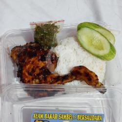 Ayam Bakar Sambel Ijo Paha