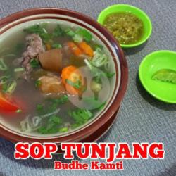 Sop Tunjang Sapi