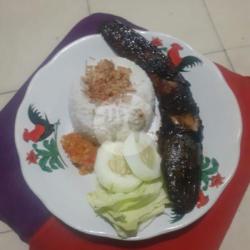 Nasduk Lele Bakar   Lalapan