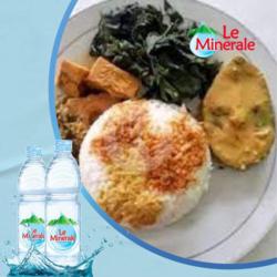 Paket Nasi Rames Ikan Tongkol Gulai   Le Minerale