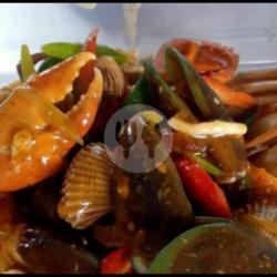 Kepiting Kerang Hijau Saos Padang