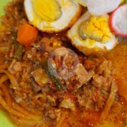 Mie Gomak  Telur