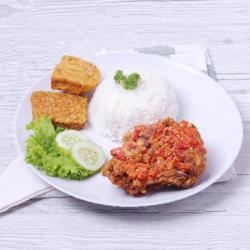 Ayam Geprek Sambal Tempoyak (nasi, Ayam Geprek Sambal Tempoyak, Tahu Tempe)