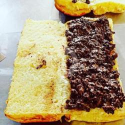 Roti Gembong Coklat Crunchy