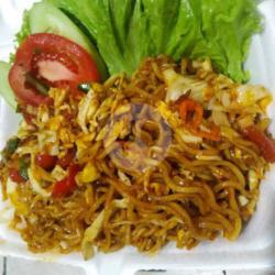 Mie Goreng Seuhah Nyai Kokom