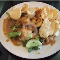 Gado-gado Kacang Mede