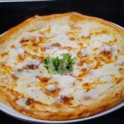 Pizza Quattro Formaggi