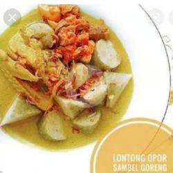 Lontong Opor Ayam   Telur