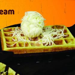 Waffle Vanilla Ice Cream