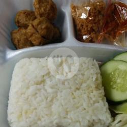 Nasi   Bakso Goreng, Kremes, Sambel