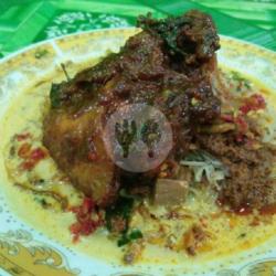 Lontong Ayam Semur Bali