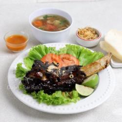 Iga Bakar Saus Blackpaper