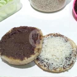 Roti Burger Choco Chrunchy Keju