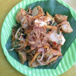 Gado Gado Lontong