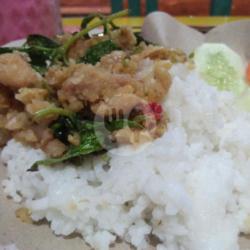 Geprek Ayam Crispy Sambal Kemangi