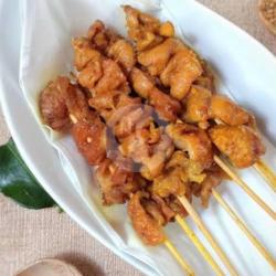 Sate Kulit Ayam Bakar/ Goreng