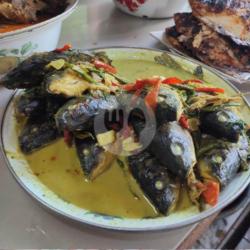 Ikan Mas Gulai Kuning