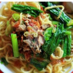Mie Kuah Cakalang