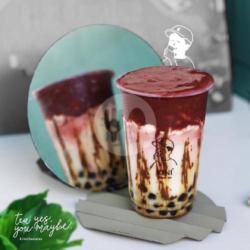 Kini Boba Red Velvet  (dengan Boba)