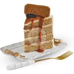 Biscoff Caramel Slice Cake