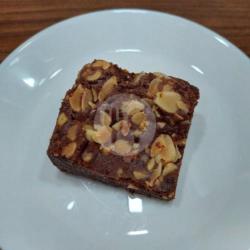 Fudgy Brownies Almond