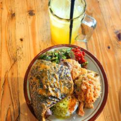 Nasi Paru Goreng, Perkedel , Es Jeruk