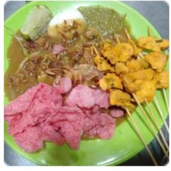 Mie Rebus Sate Daging Sapi/ayam