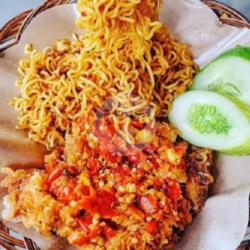 Indomie Ayam Geprek