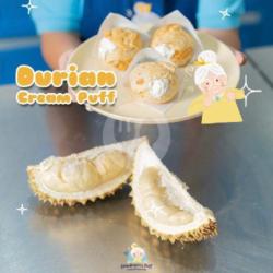 Durian Puff